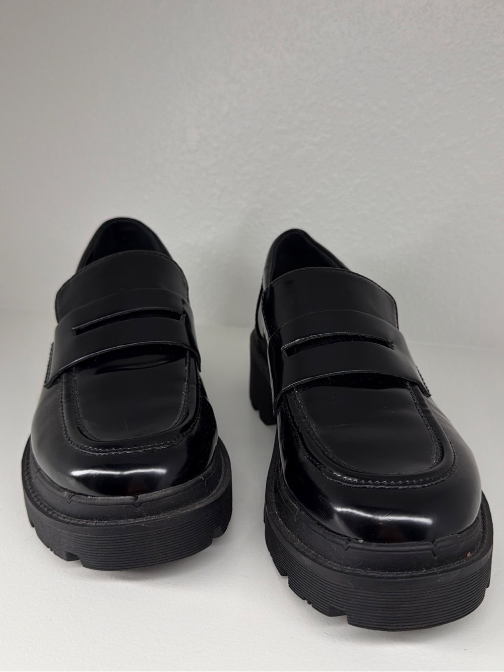 Blondo Black Patent Platform Trendy Penny Loafers